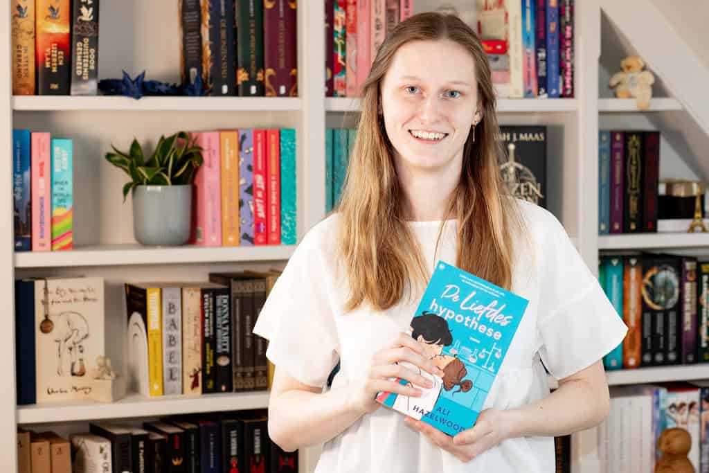 Kiara van YAay! met 'De liefdeshypothese'